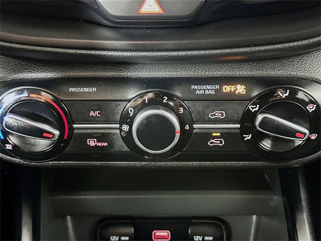 Used 2022 Kia Soul LX image 21