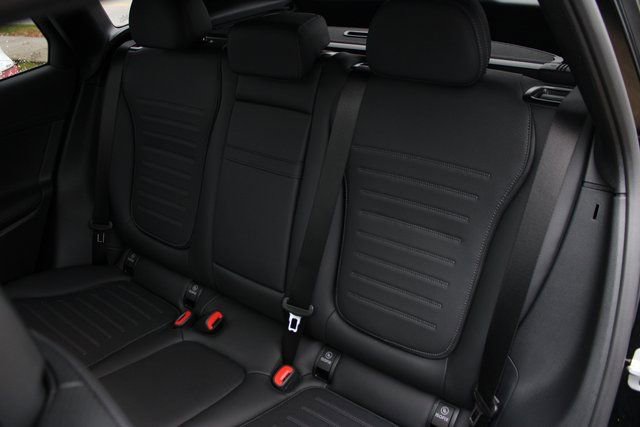 New 2026 Mercedes-Benz GLC 300 4MATIC image 30