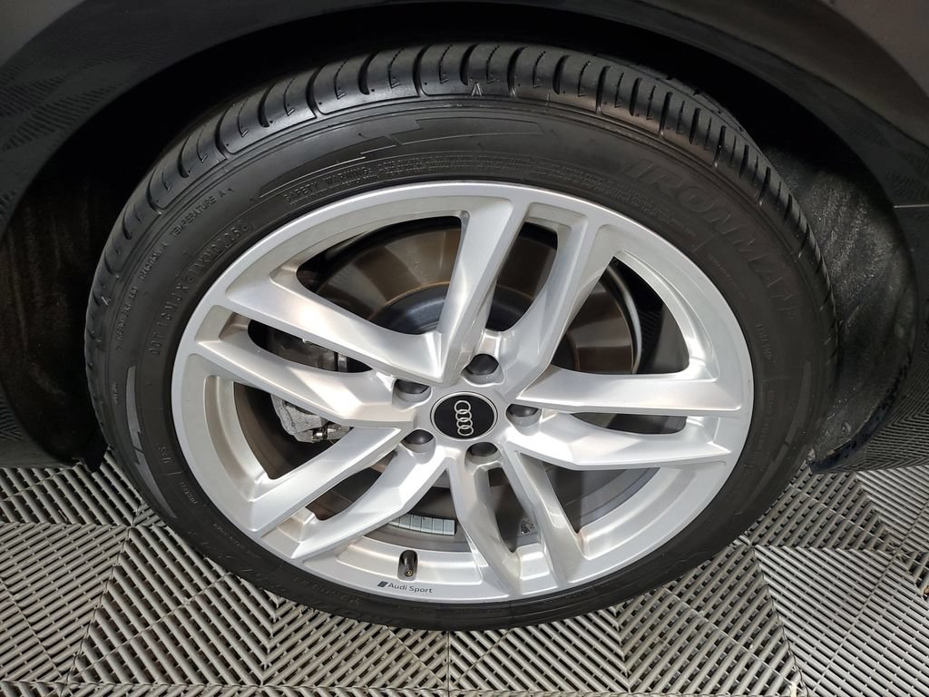 Used 2023 Audi A4 2.0T Premium Plus AWD/4WD image 10