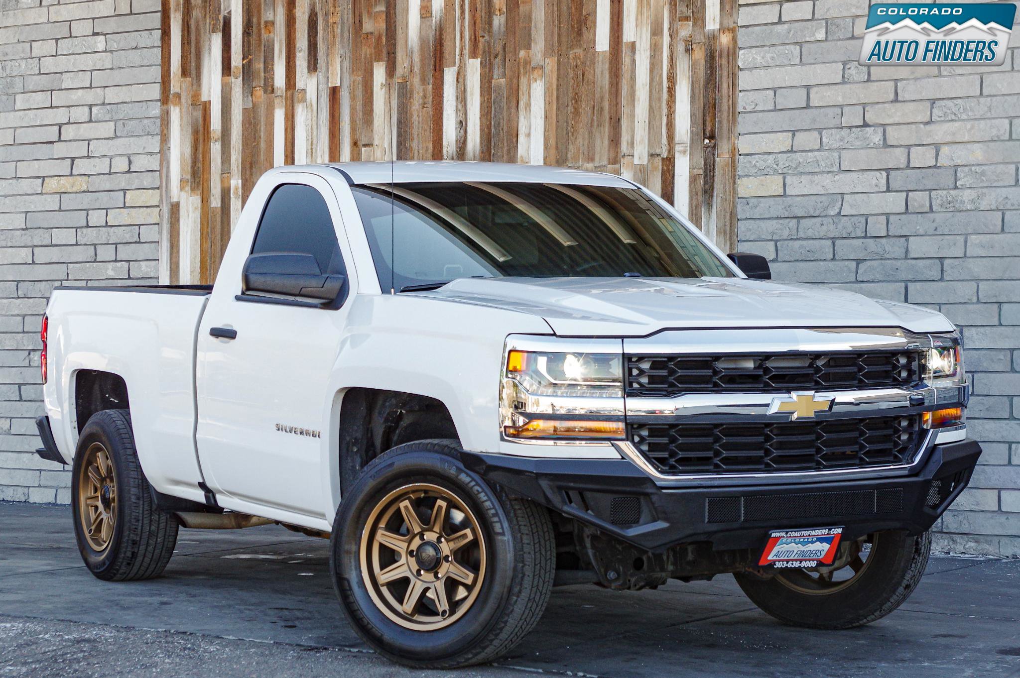 Used 2017 Chevrolet Silverado 1500 W/T w/ Trailering Package RWD image 9