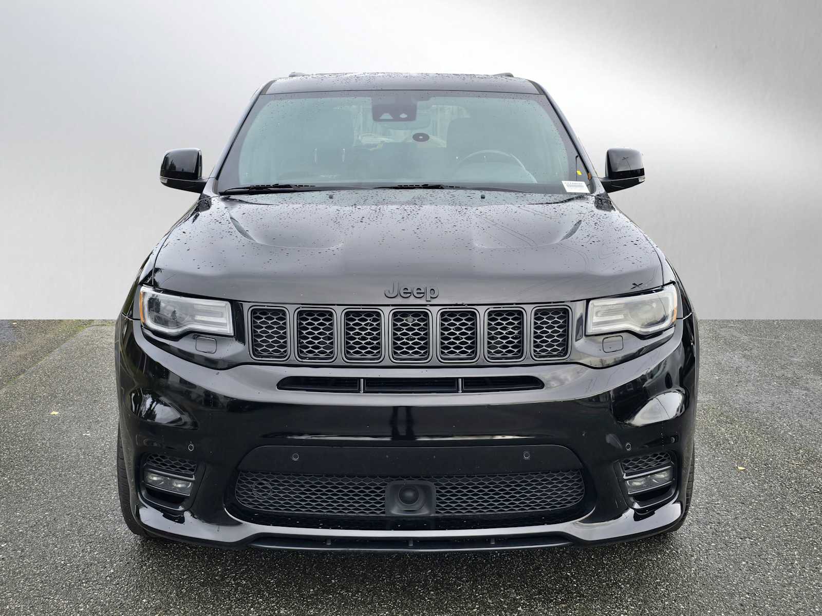 Used 2019 Jeep Grand Cherokee SRT image 8