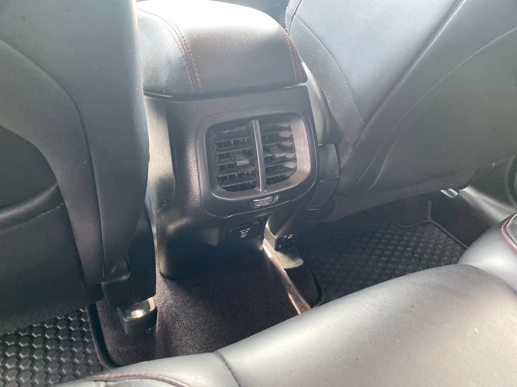 Used 2018 Jeep Cherokee Trailhawk AWD/4WD image 52