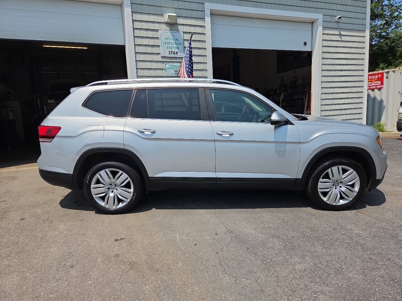 Used 2019 Volkswagen Atlas SE w/ Panoramic Sunroof Package AWD/4WD image 8