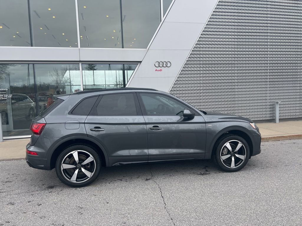 Certified 2023 Audi Q5 2.0T Premium Plus w/ Premium Plus Package image 19
