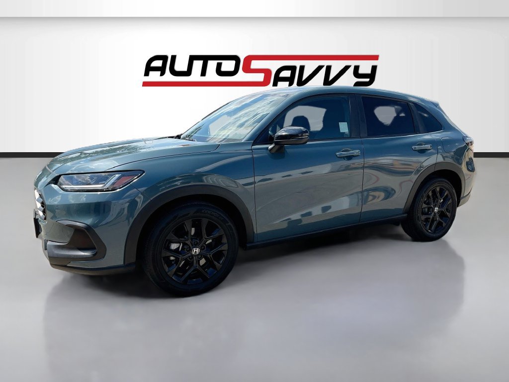 Used 2025 Honda HR-V Sport image 3