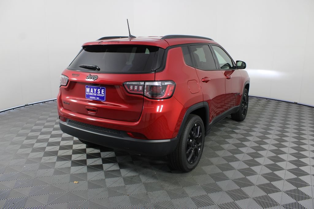 New 2026 Jeep Compass Latitude AWD/4WD image 24