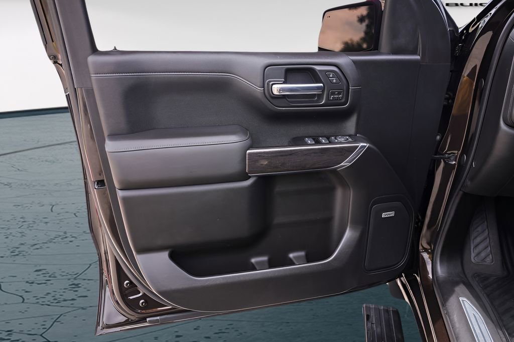 Used 2019 Chevrolet Silverado 1500 LTZ w/ LTZ Texas Edition RWD image 28