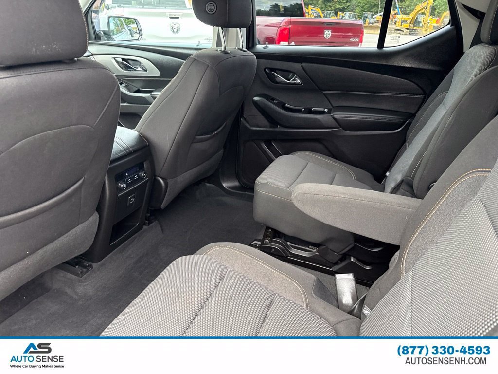 Used 2019 Chevrolet Traverse LT w/ LPO, Floor Liner Package AWD/4WD image 24