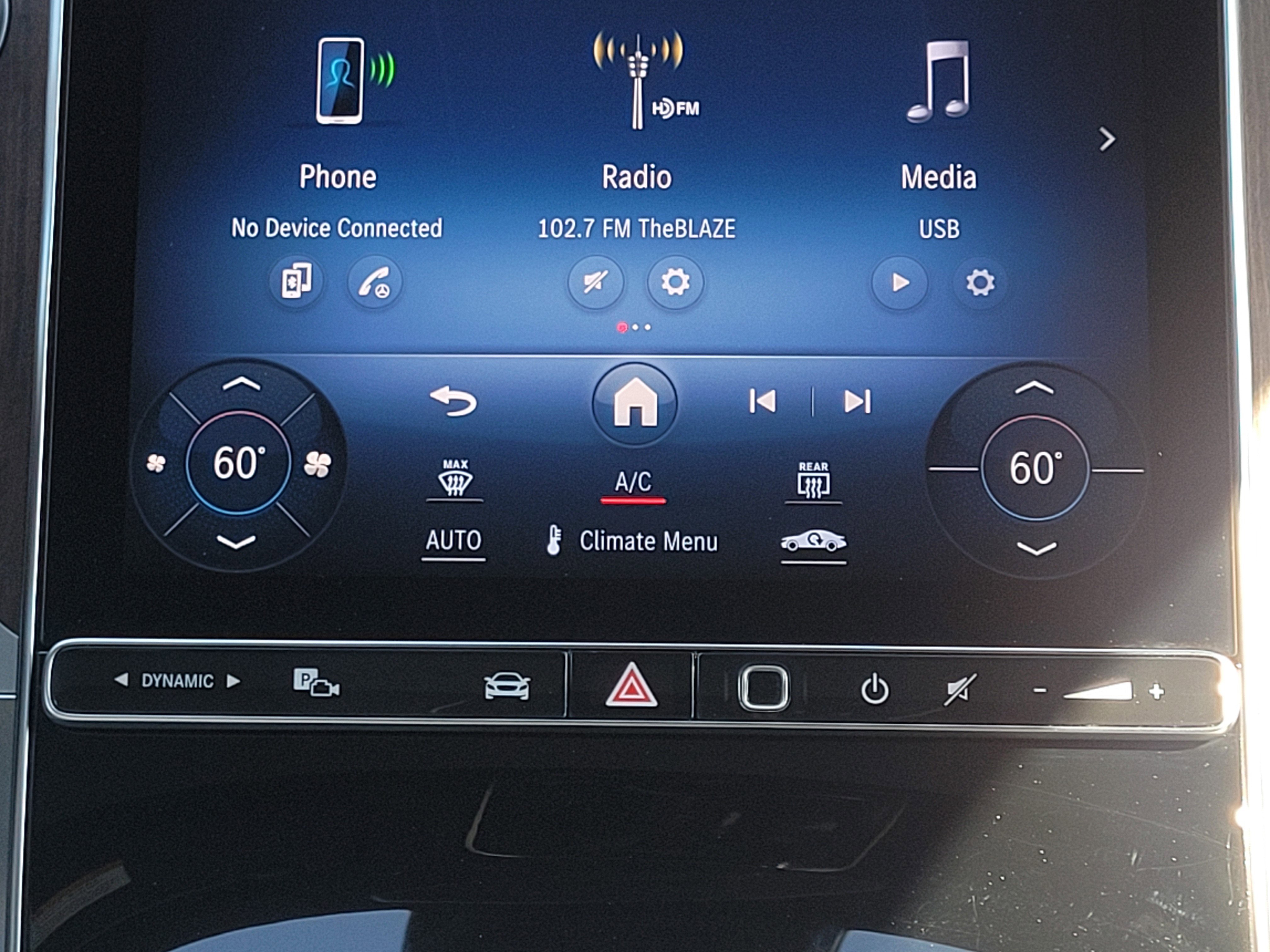 Used 2024 Mercedes-Benz GLC 300 4MATIC image 18