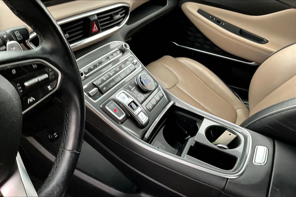 Used 2022 Hyundai Santa Fe Limited image 17