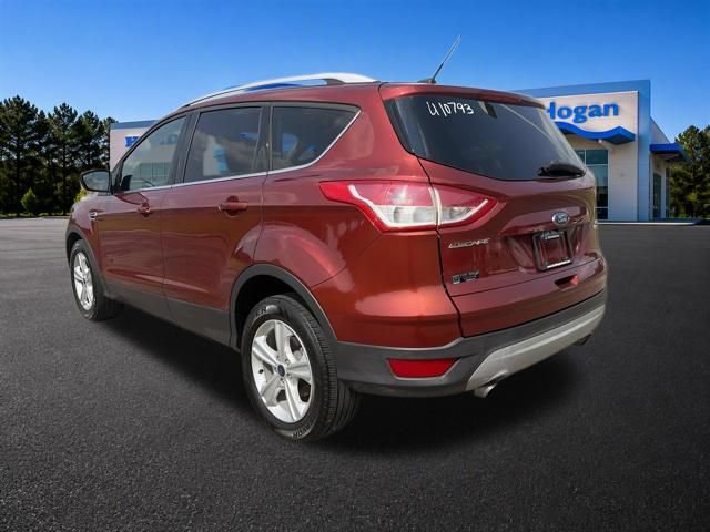 Used 2015 Ford Escape SE FWD video 4