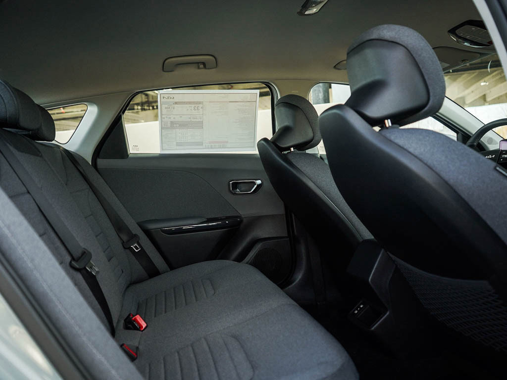 New 2025 Kia K4 EX image 11