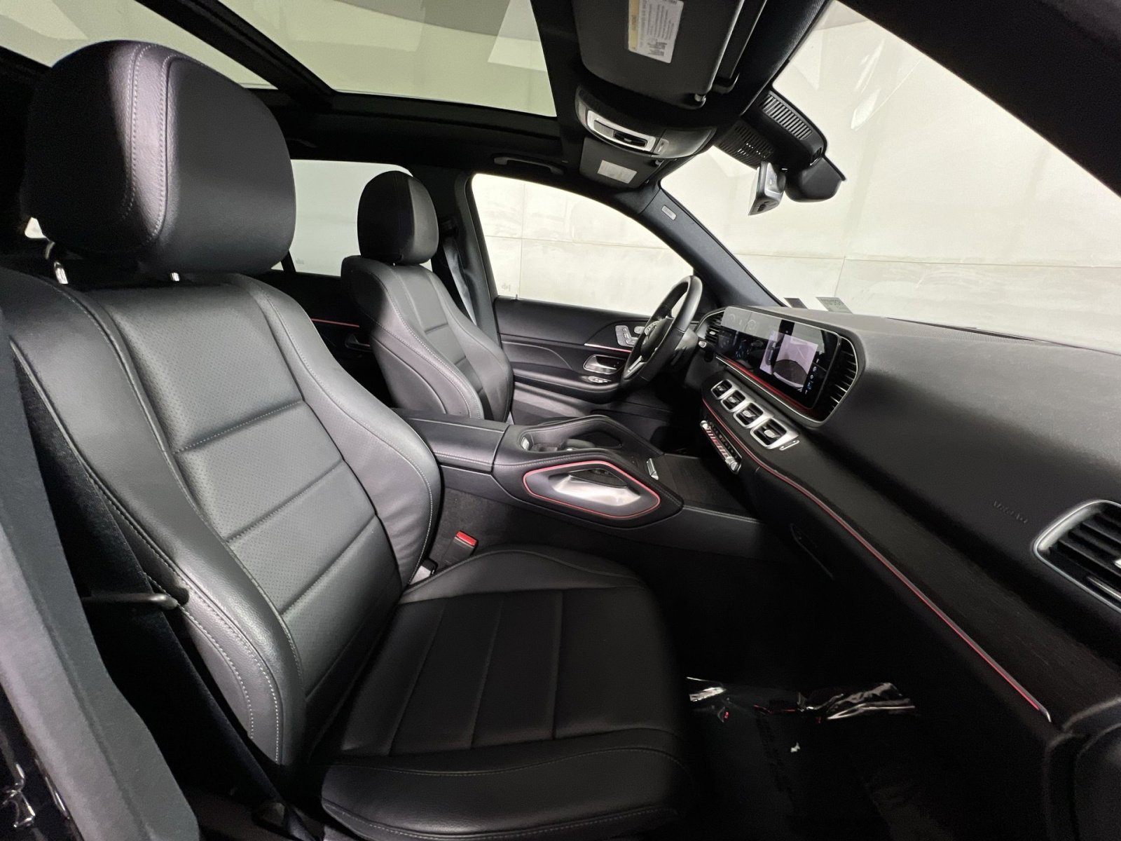 Used 2021 Mercedes-Benz GLE 350 4MATIC w/ Premium Package image 27