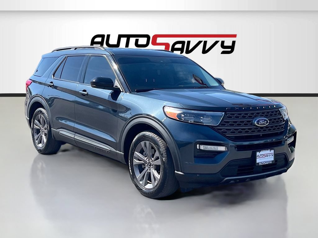 Used 2023 Ford Explorer XLT w/ Equipment Group 202A RWD image 1