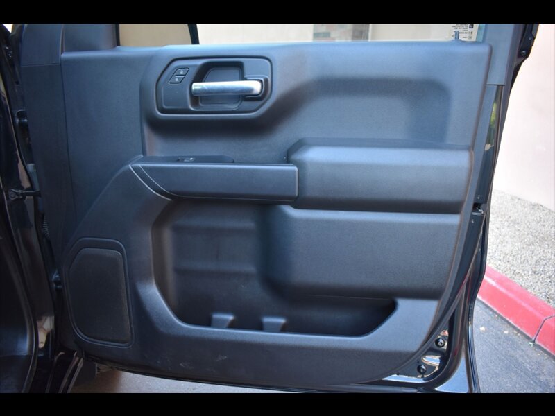Used 2022 Chevrolet Silverado 1500 Custom w/ Safety Confidence Package AWD/4WD image 34