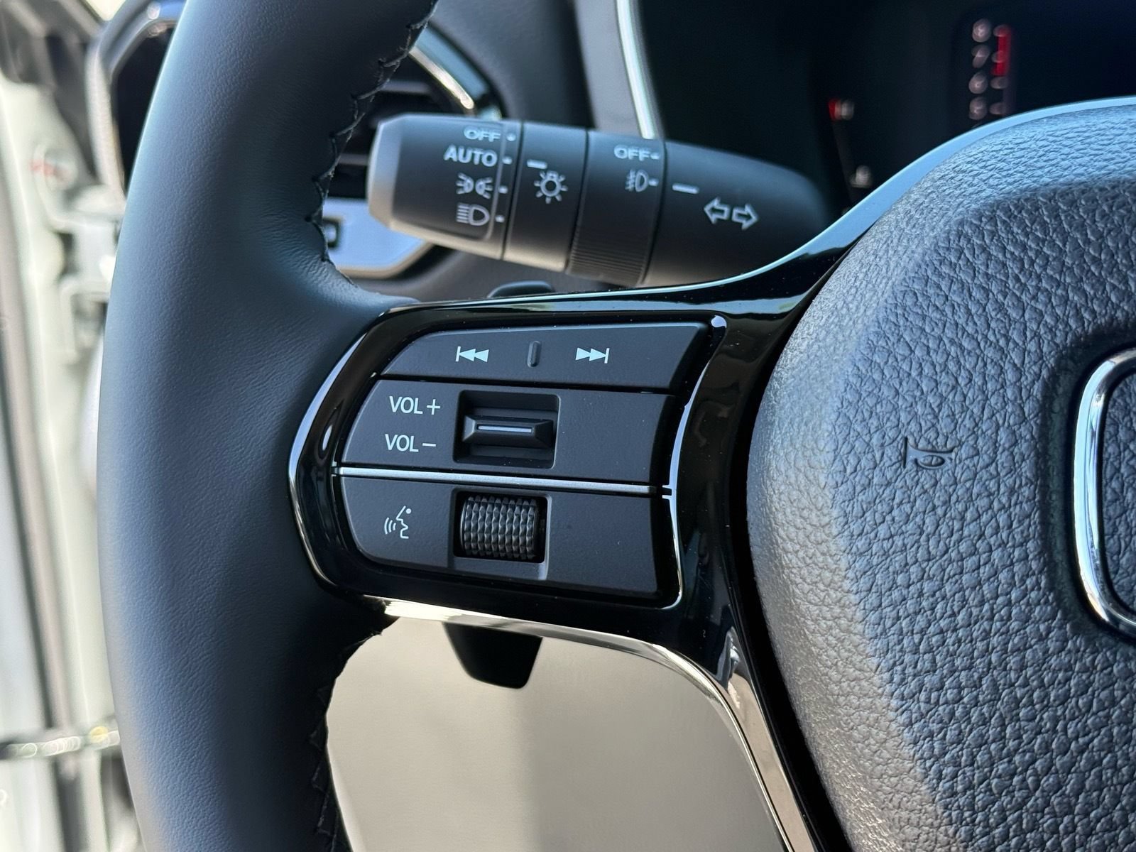 Used 2026 Honda Pilot EX-L image 17