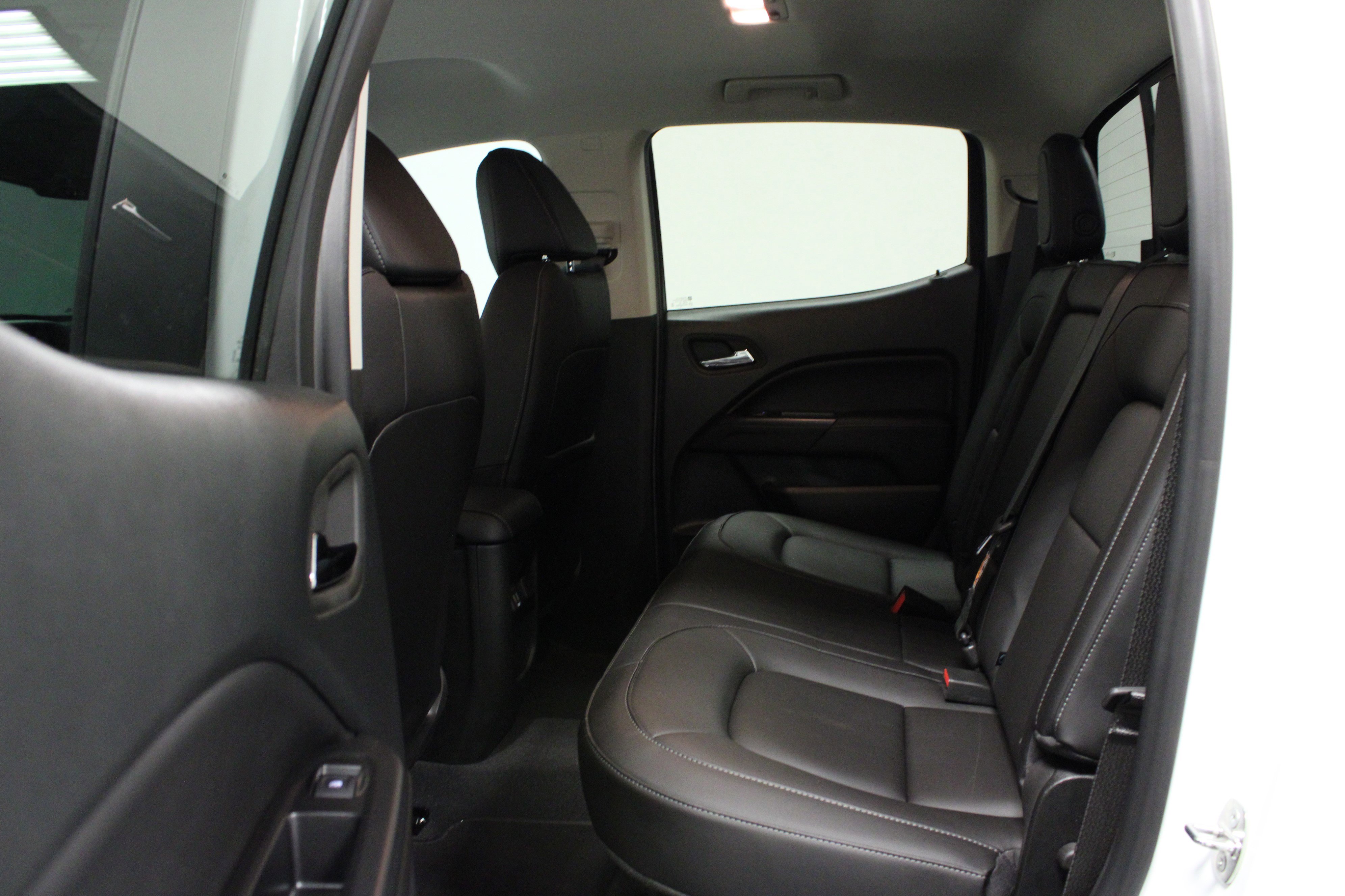 Used 2022 GMC Canyon Elevation w/ Elevation Premium Package image 13