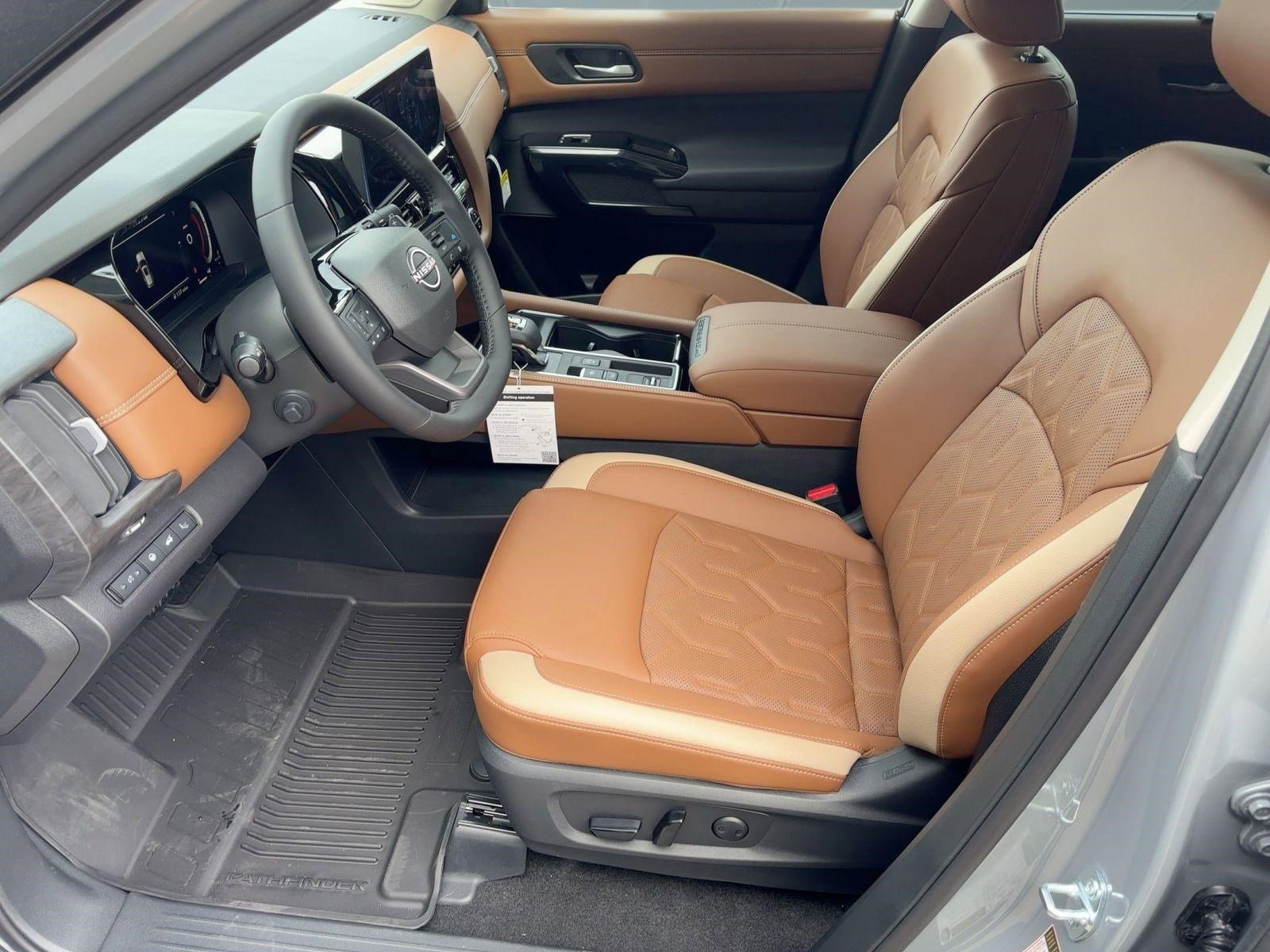 New 2026 Nissan Pathfinder Platinum image 5