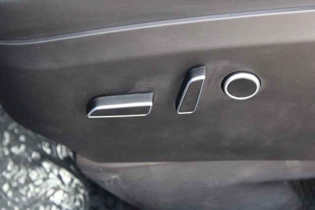 Used 2022 Tesla Model X AWD/4WD image 28