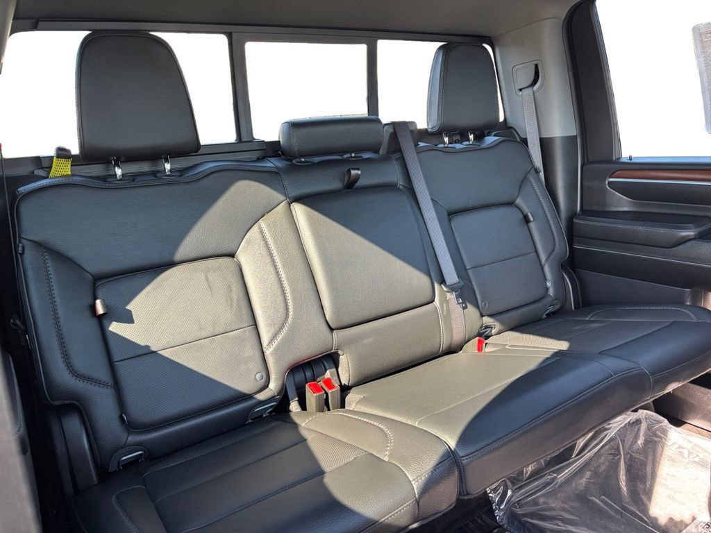 Used 2024 GMC Sierra 2500 Denali w/ Denali Reserve Package image 23