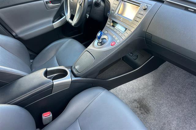 Used 2014 Toyota Prius Four image 16