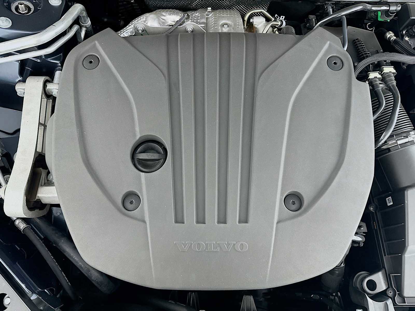 New 2026 Volvo XC60 B5 Ultra w/ Protection Package Premier image 29