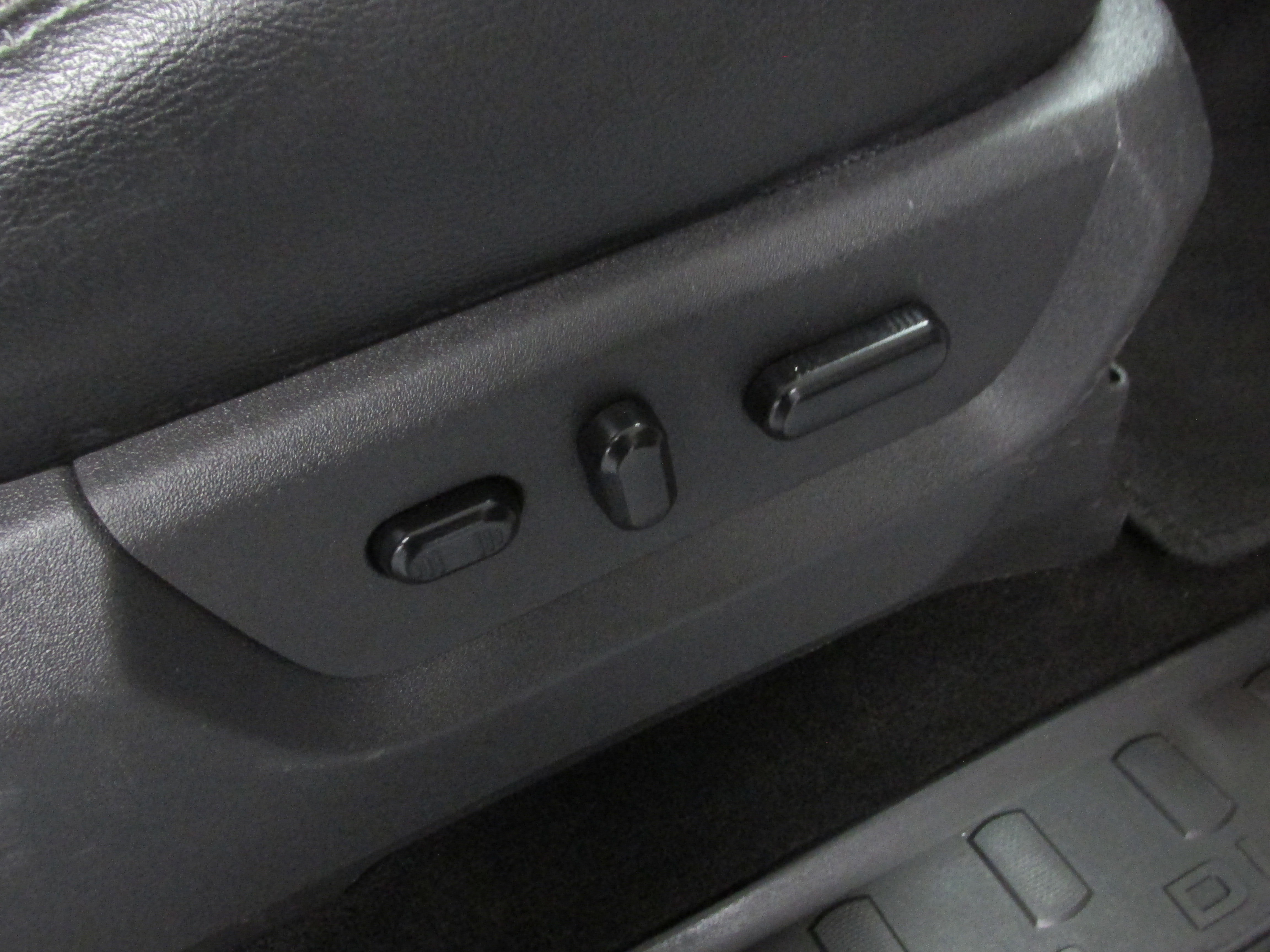 Used 2016 Ford F250 Lariat w/ Chrome Package image 30