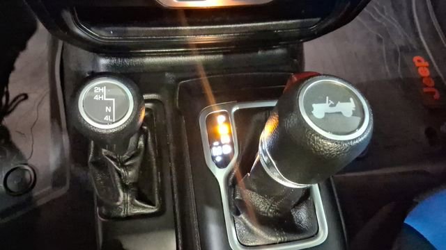 Used 2020 Jeep Wrangler Sport image 26