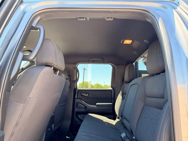 Used 2023 Nissan Frontier SV w/ Midnight Edition Package RWD image 13