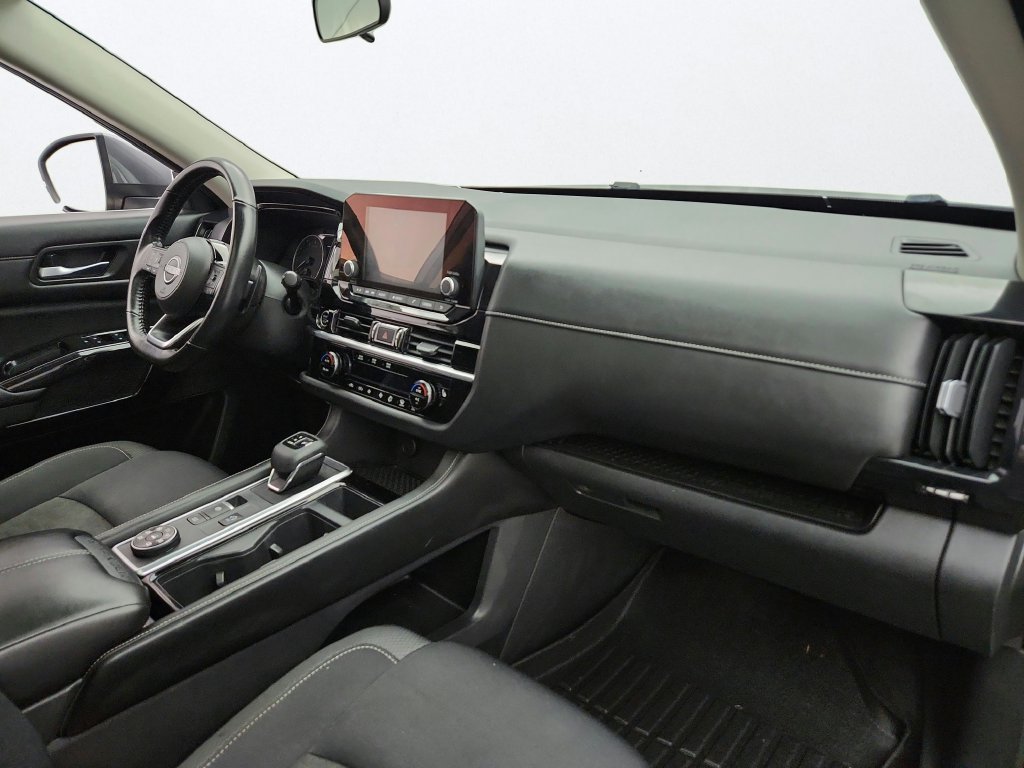 Used 2022 Nissan Pathfinder SV w/ SV Premium Package AWD/4WD image 29