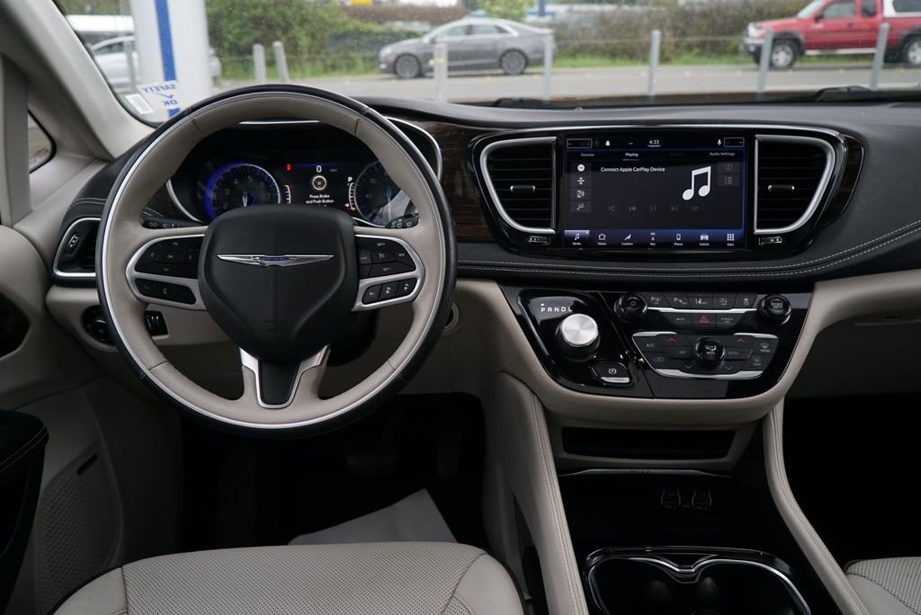 Used 2021 Chrysler Pacifica Limited w/ Premium & Safety Sphere Group AWD/4WD image 9