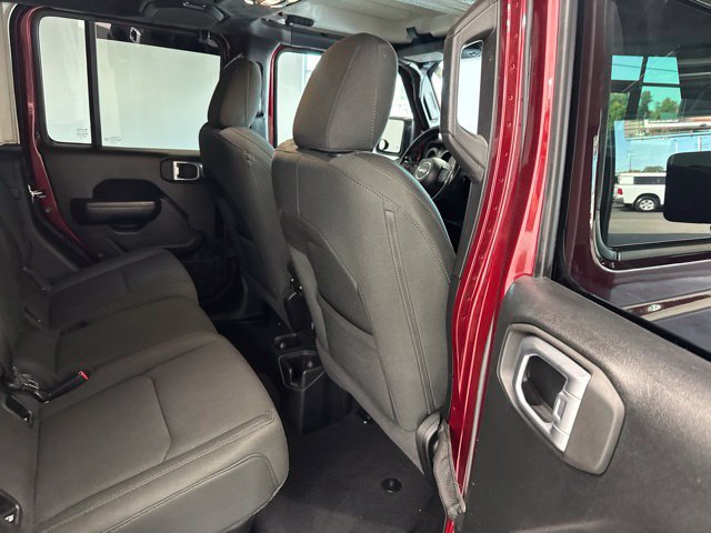 Used 2021 Jeep Gladiator Sport AWD/4WD image 26