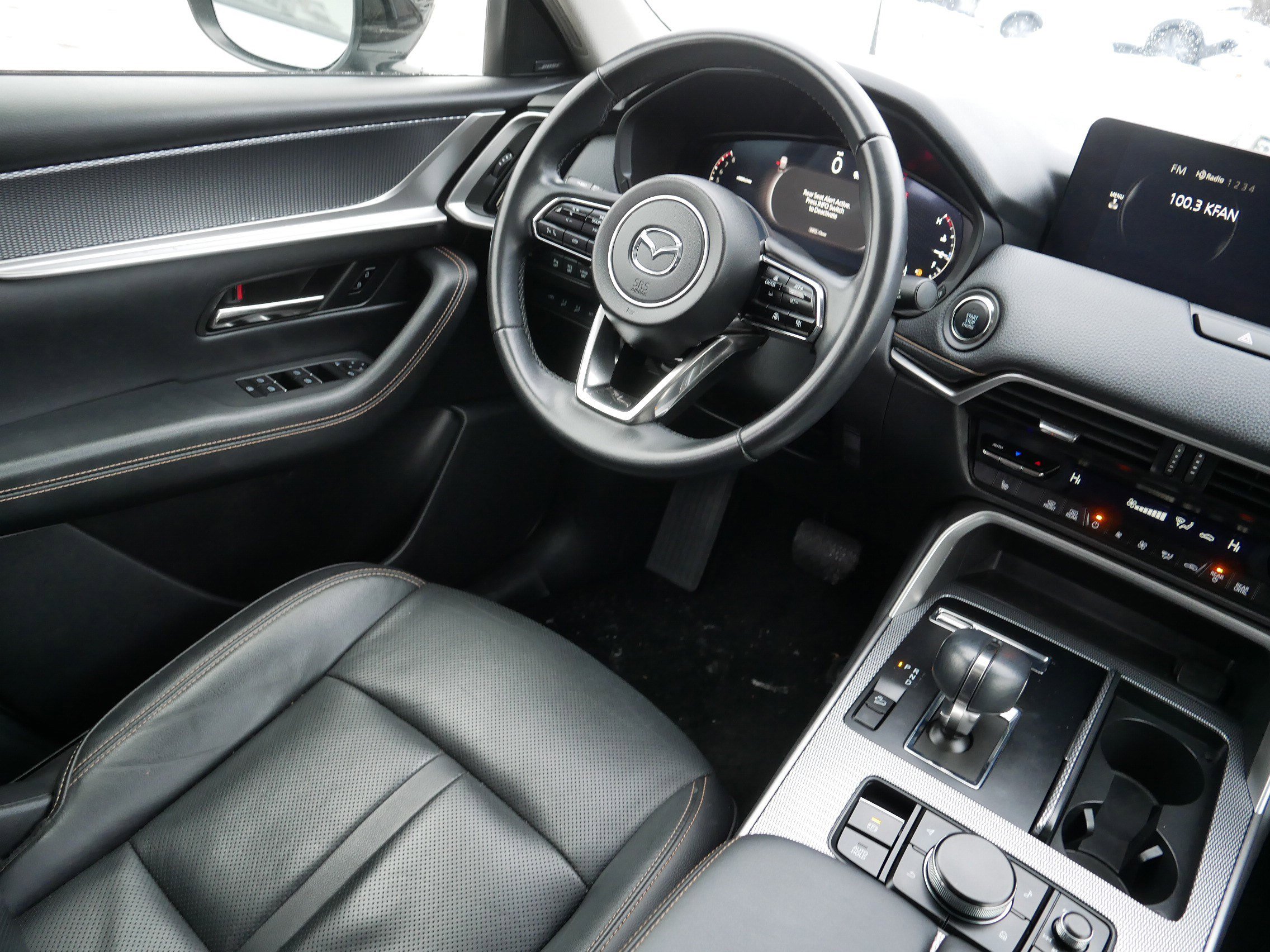 Used 2025 MAZDA CX-90 3.3 Turbo w/ Premium Sport Pkg image 9