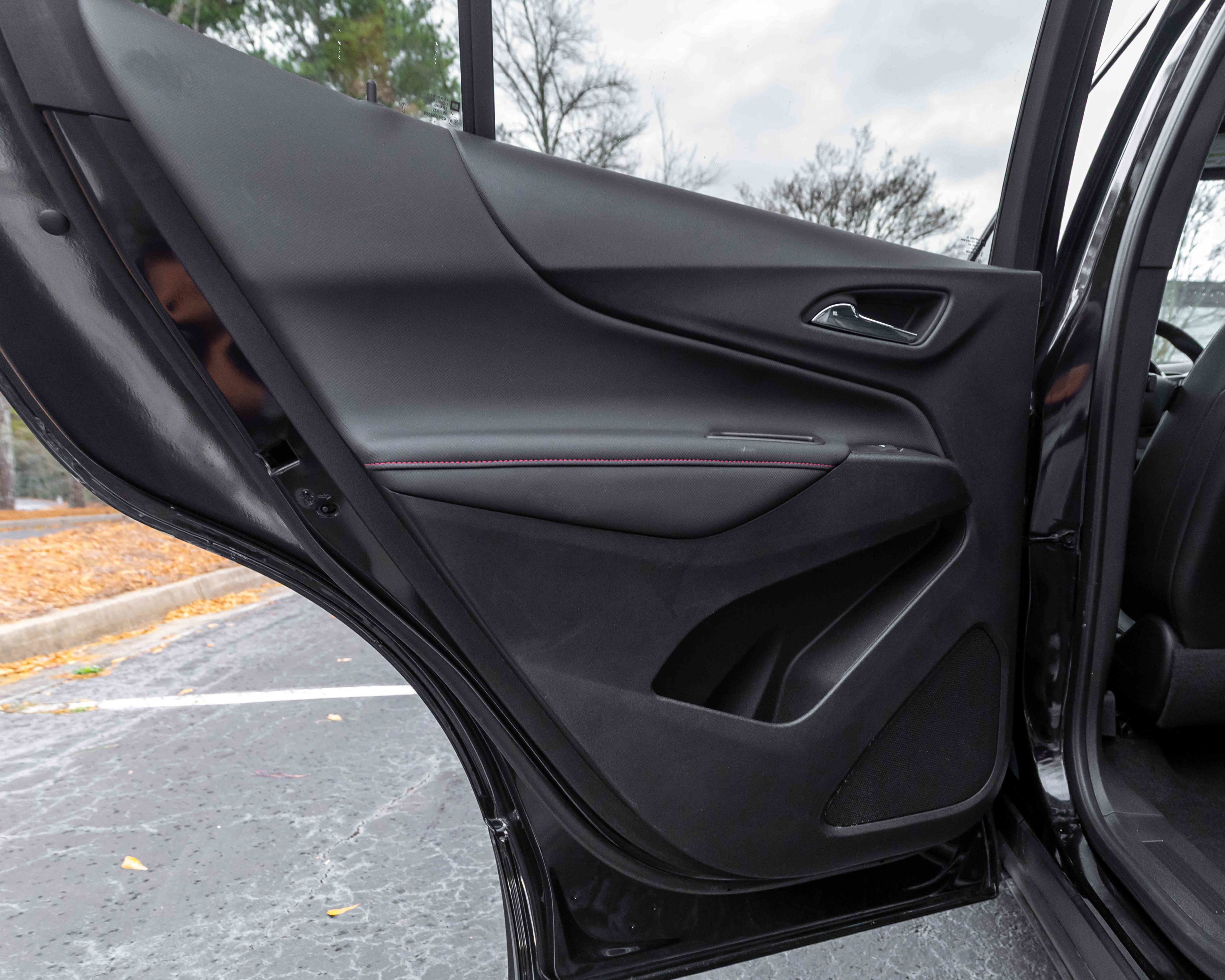 Used 2023 Chevrolet Equinox RS image 33