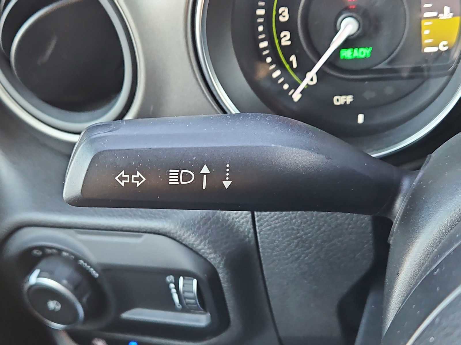 Used 2023 Jeep Wrangler Unlimited w/ Cold Weather Group image 25