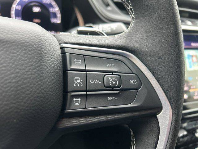 New 2025 Jeep Grand Cherokee L Laredo image 23