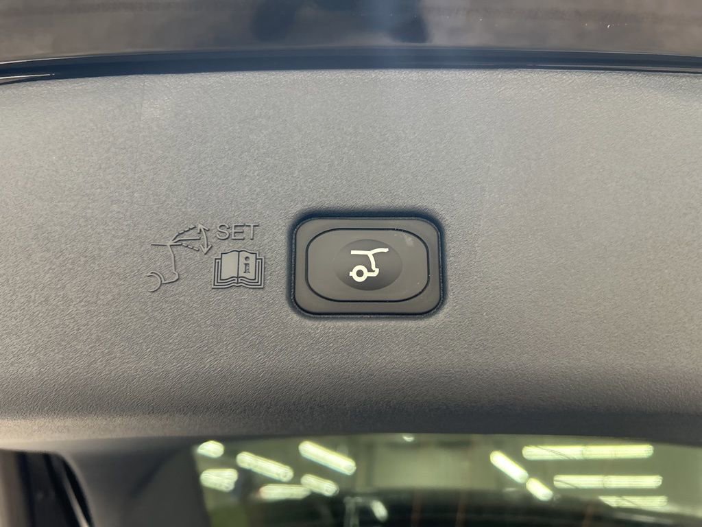 New 2026 Lincoln Nautilus Black Label w/ Jet Appearance Package image 33