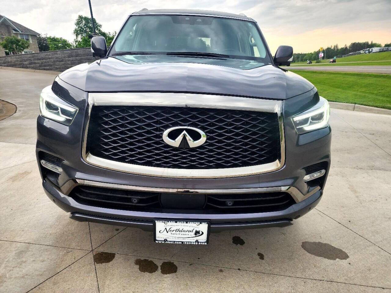 Used 2024 INFINITI QX80 Luxe image 8