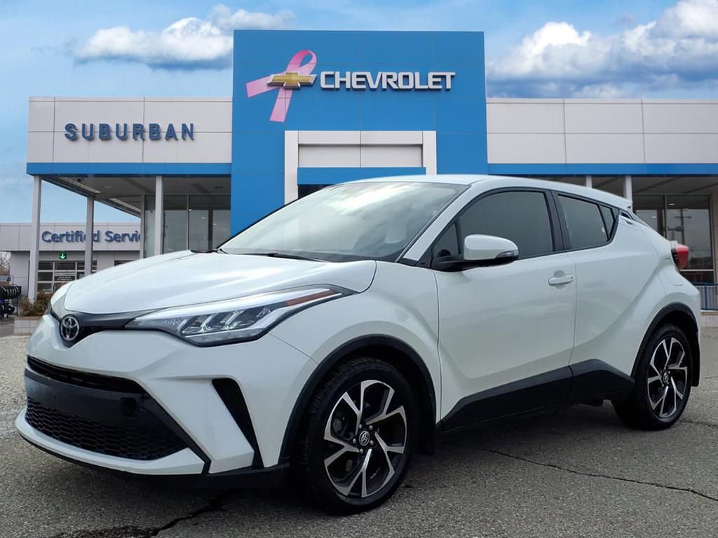 Used 2021 Toyota C-HR LE image 1