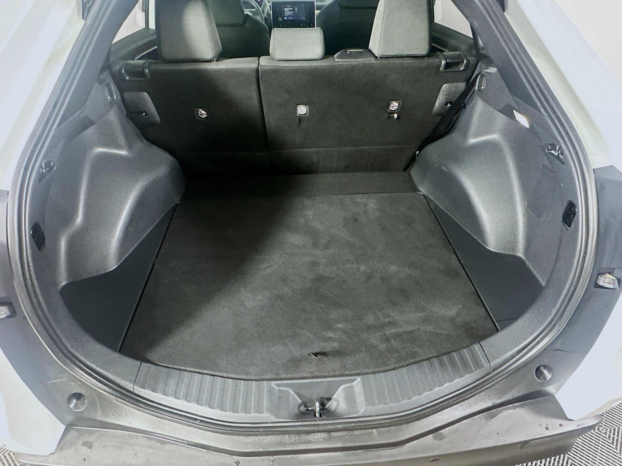 Used 2024 Subaru Solterra AWD/4WD image 28