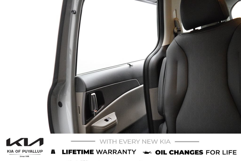 New 2026 Kia Carnival EX FWD image 13