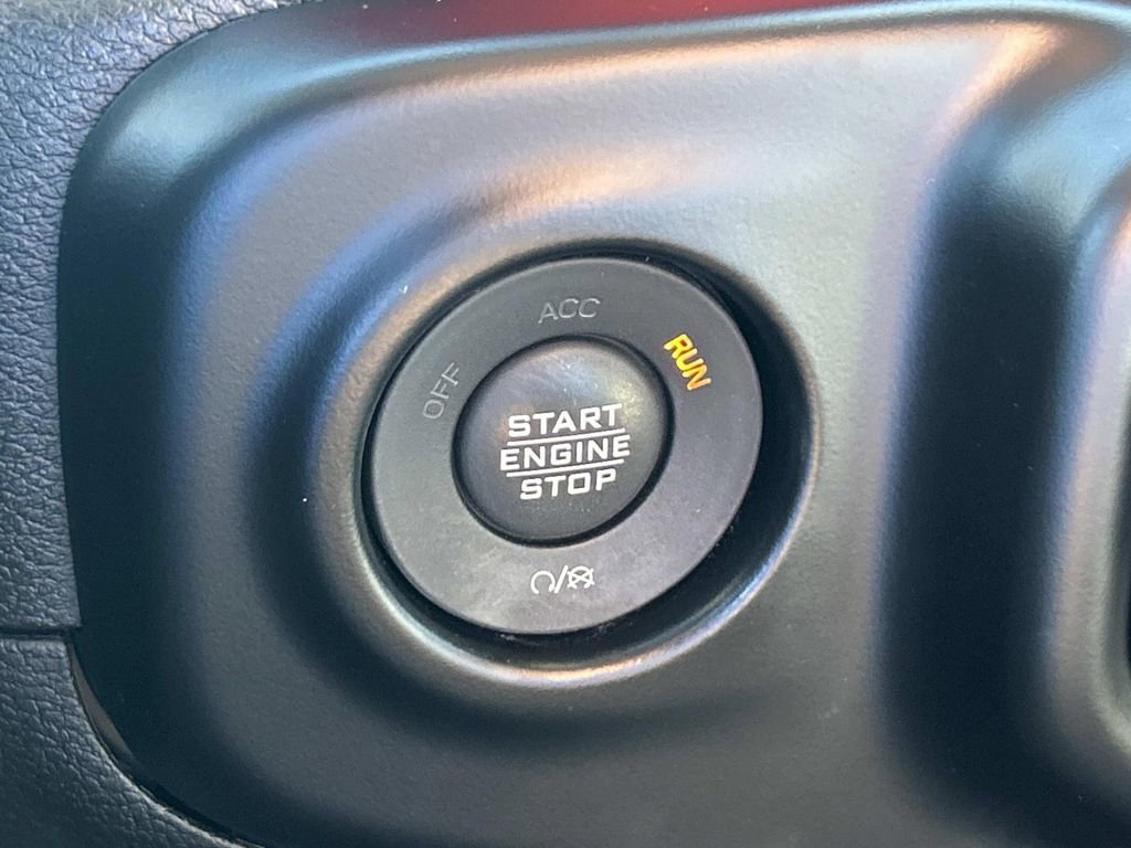 Used 2021 Jeep Wrangler Unlimited Rubicon image 35