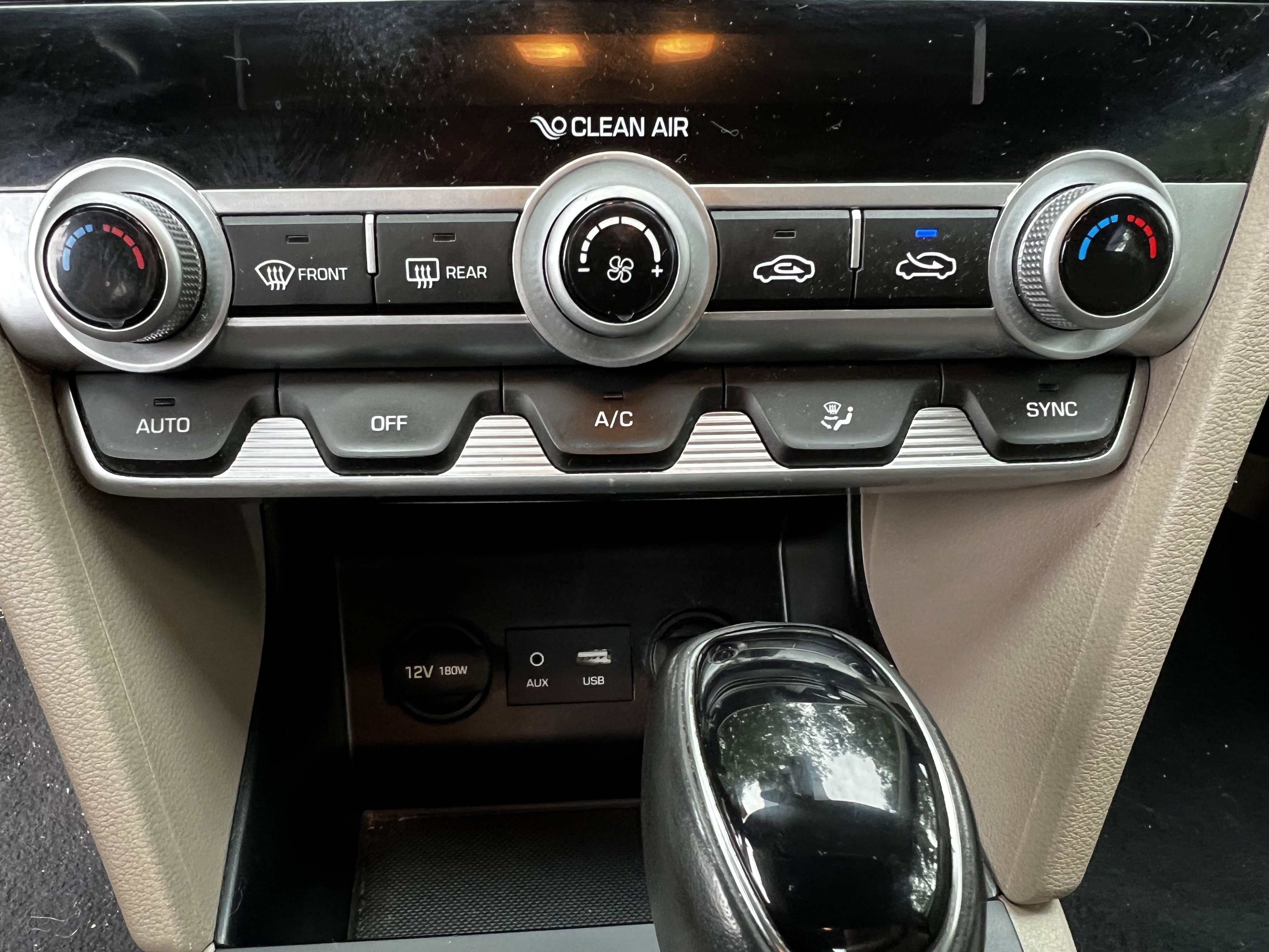 Used 2020 Hyundai Elantra Value Edition FWD image 27
