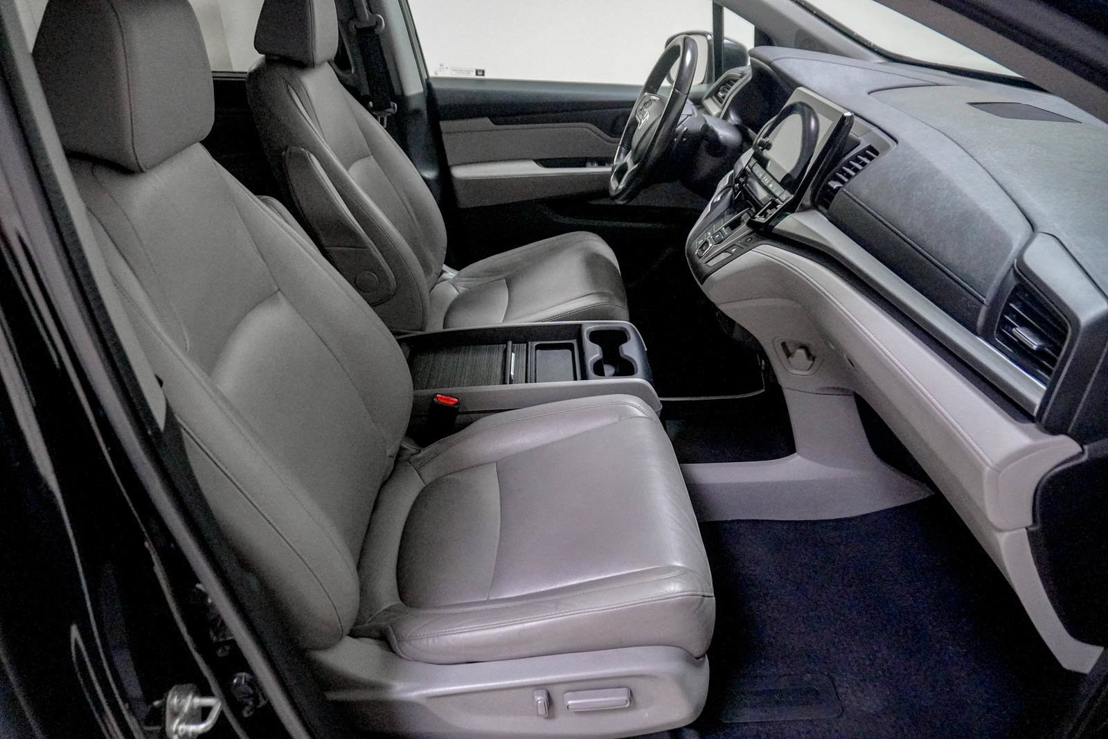 Used 2018 Honda Odyssey EX-L image 33