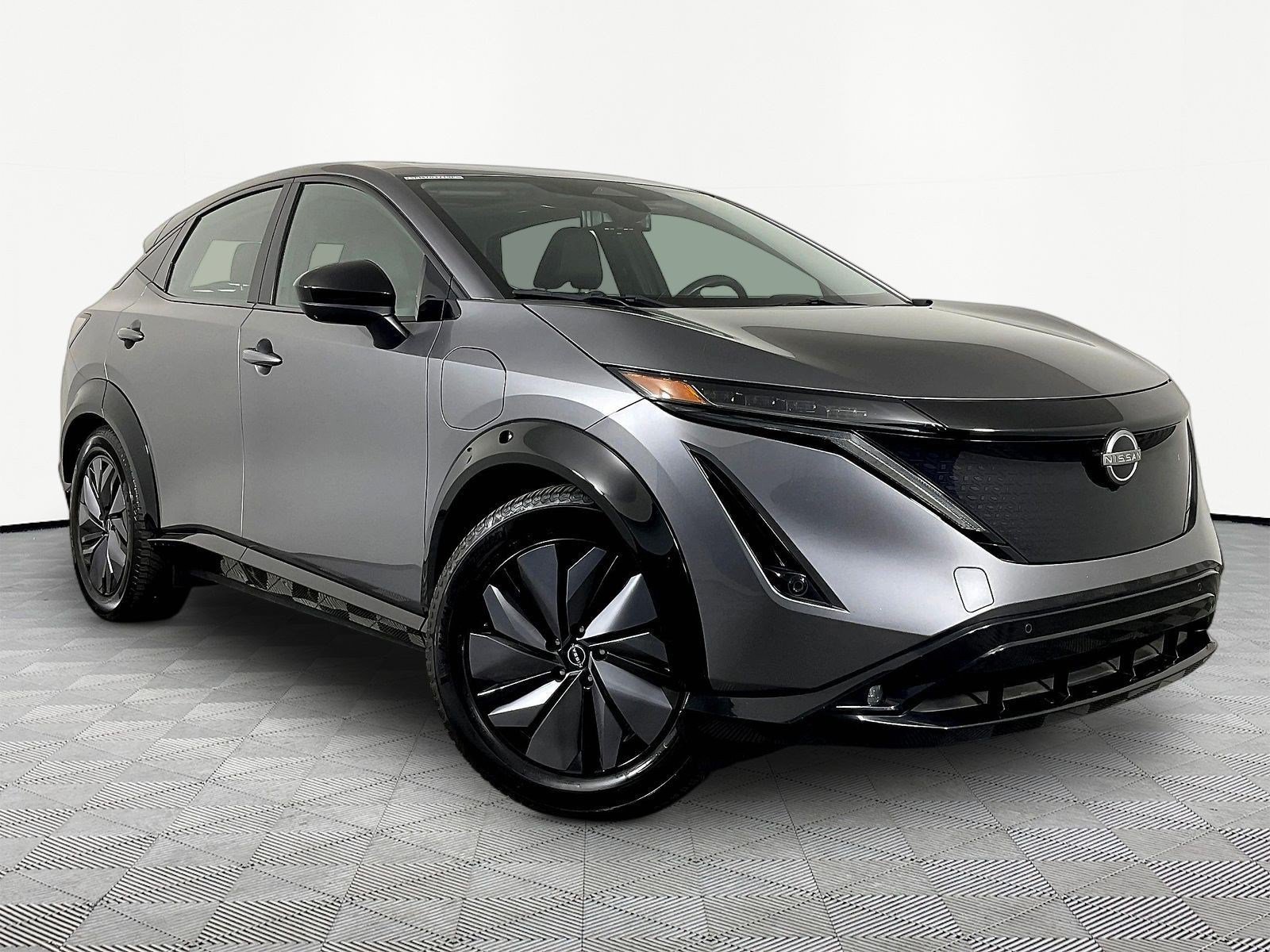 Certified 2023 Nissan Ariya AWD image 3