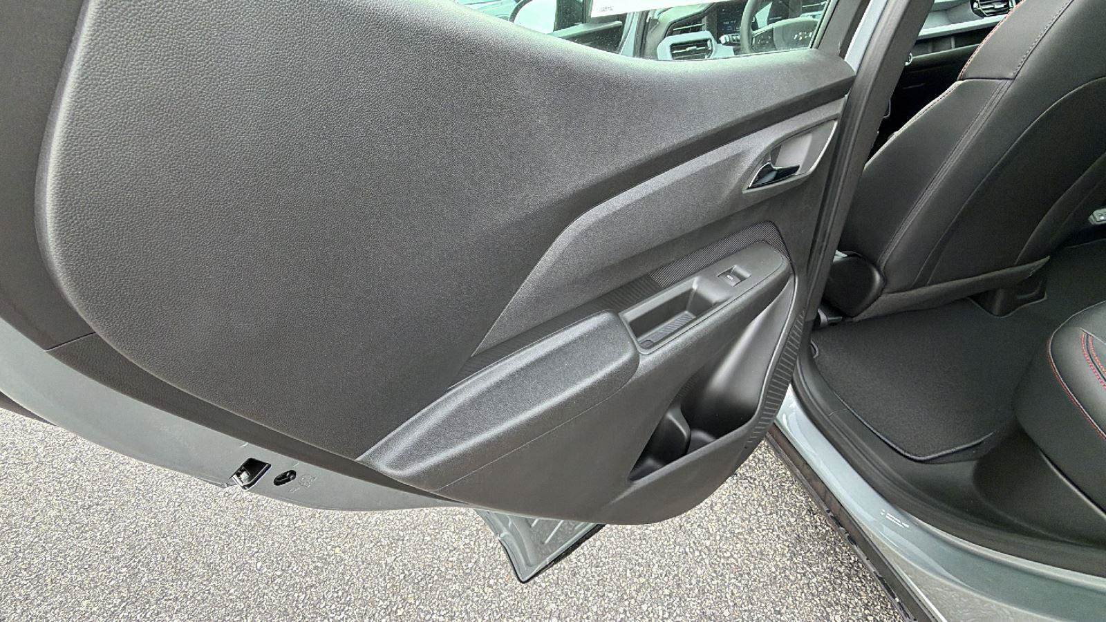 New 2027 Chevrolet Bolt RS w/ Technology Package FWD image 16