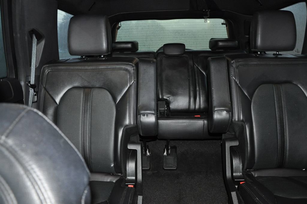Used 2021 Ford Expedition Limited image 22