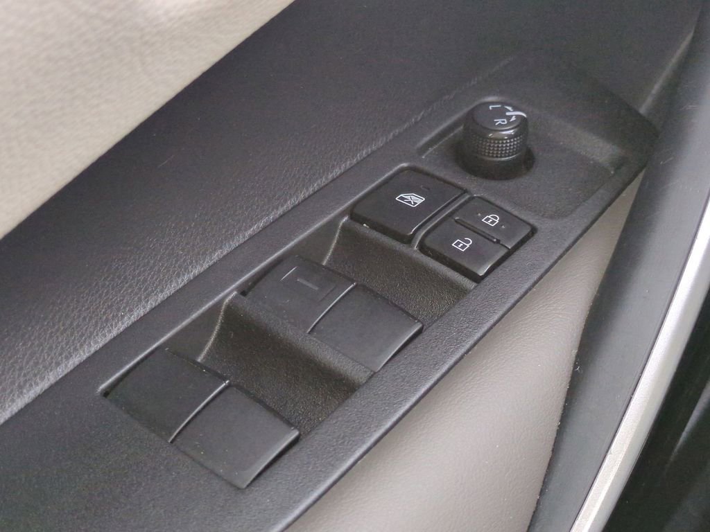 Used 2024 Toyota Corolla XLE image 23