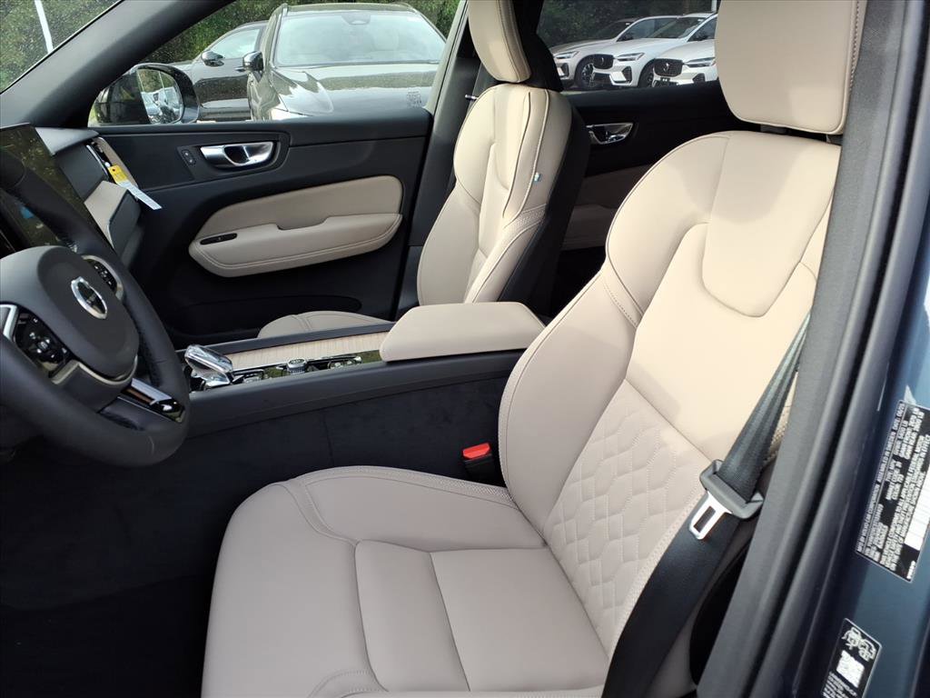 New 2026 Volvo XC60 B5 Plus w/ Protection Package Premier image 14