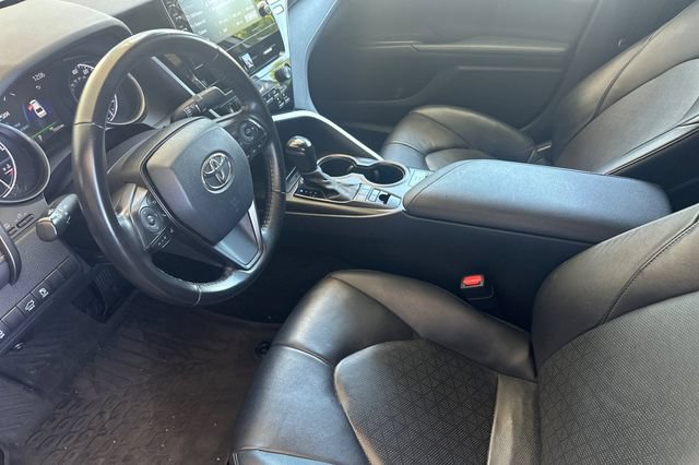 Used 2021 Toyota Camry XSE FWD image 10